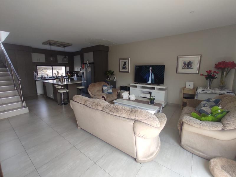 To Let 3 Bedroom Property for Rent in Heron Banks Golf Estate Free State